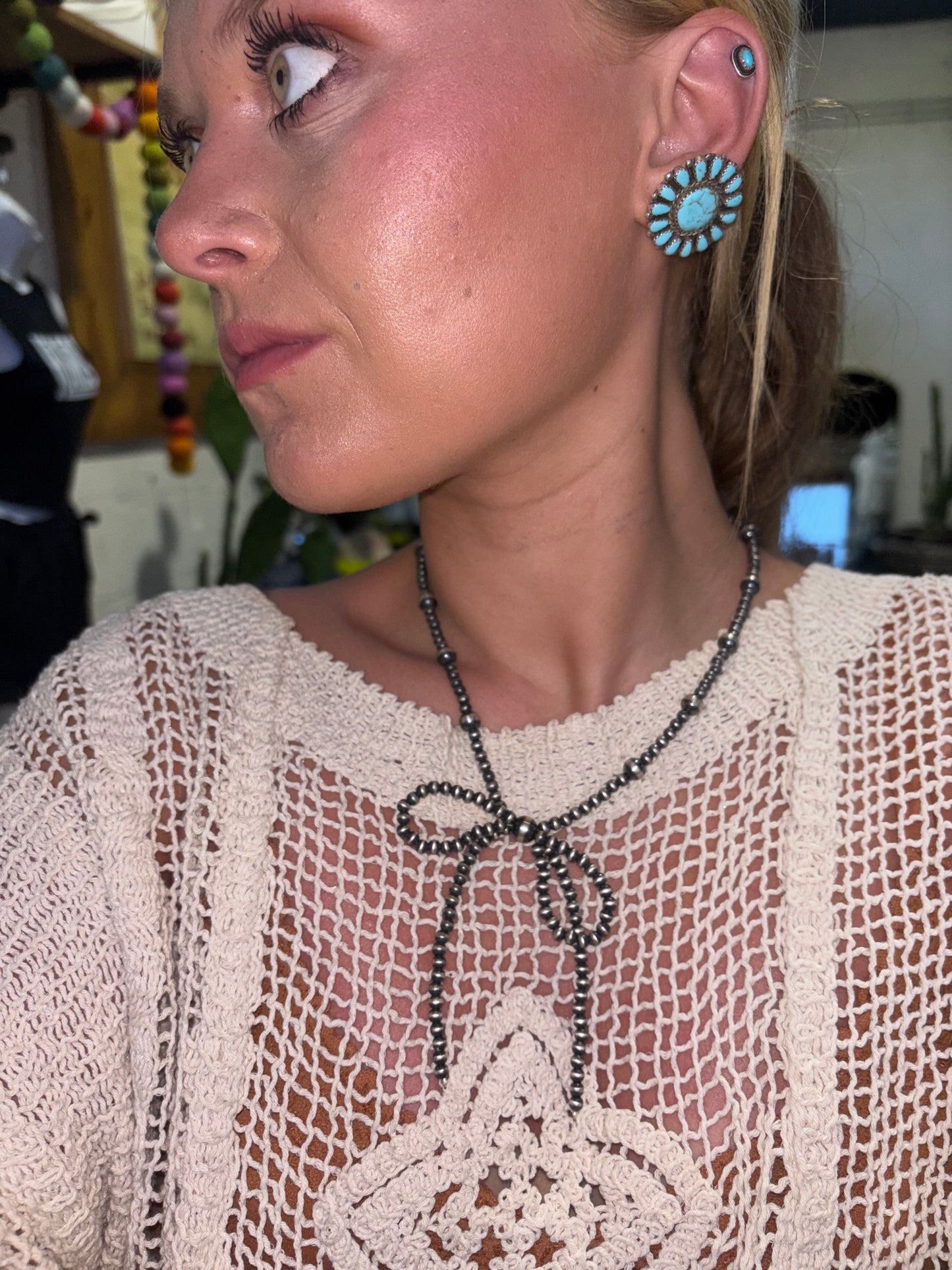 Bow Navajo pearl necklace