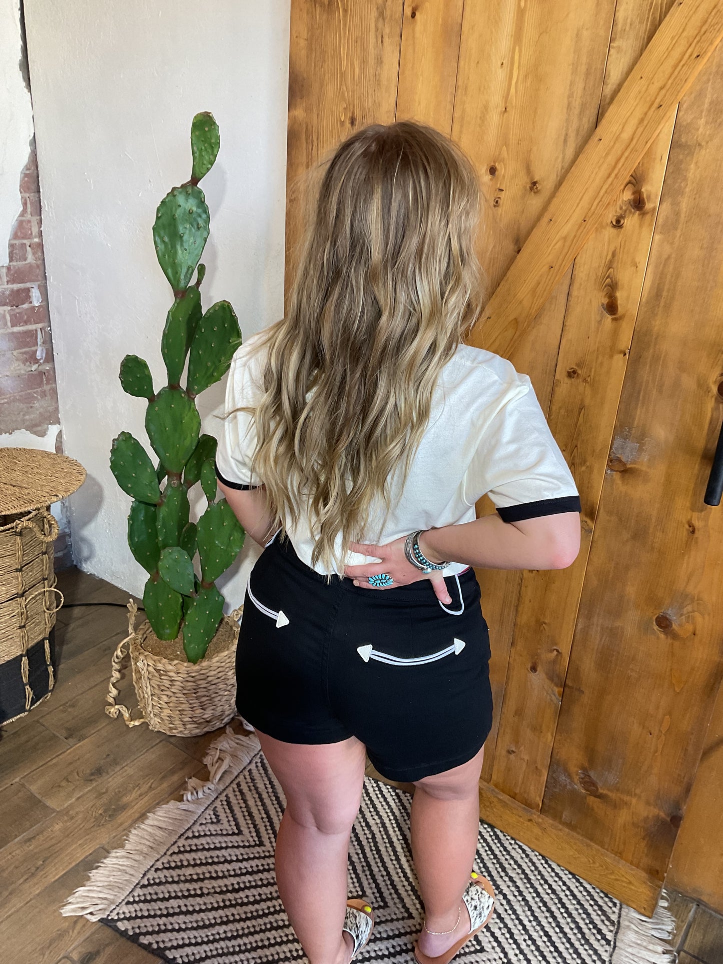 Cash shorts